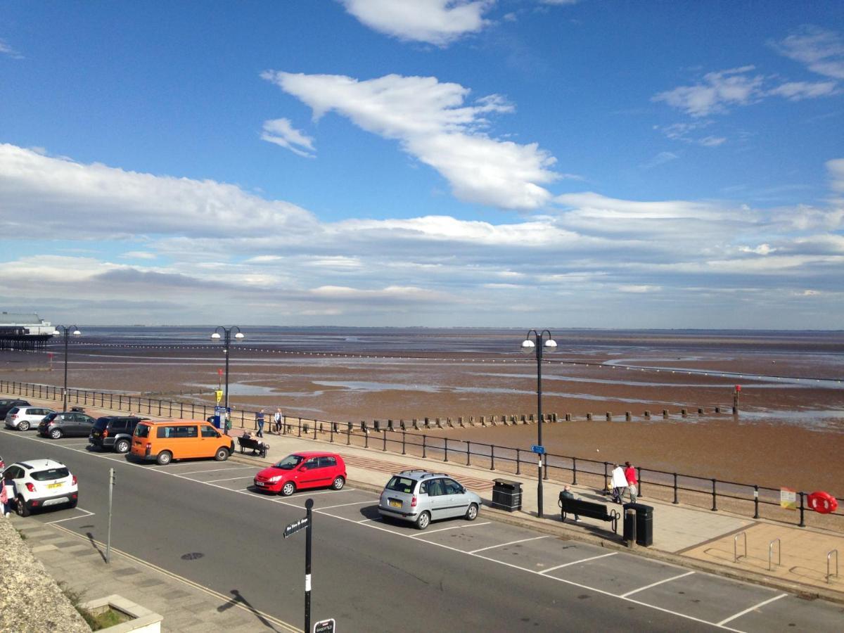 Lovely Little Flat By The Sea In Cleethorpes Exterior photo